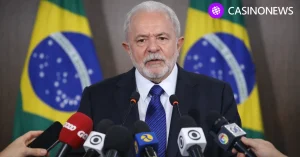 Brazilian President Luiz Inácio Lula da Silva speaks at a press conference, illustrating the backlash over his call to stop “digital casinos” in Brazil.